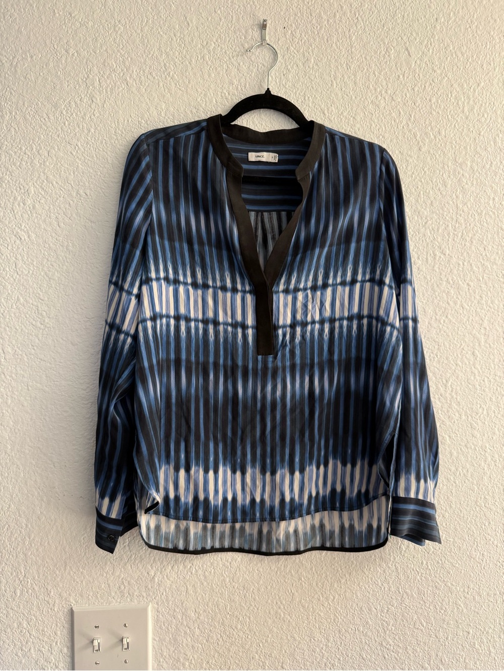 Vince 100% Silk Blue Tie Dye Stripe Split Neck Long Sleeve Blouse